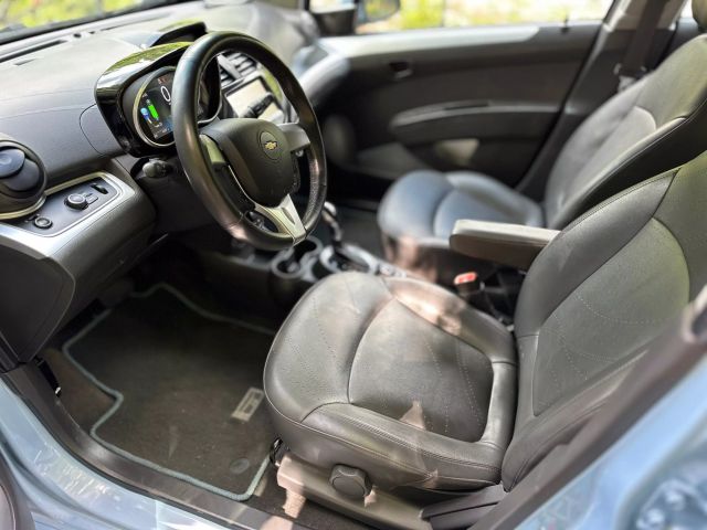 2016 Chevrolet Spark Ev - Image 9