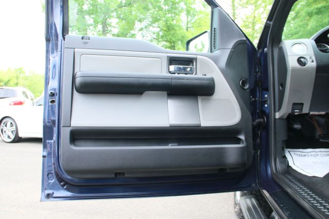 2004 Ford F150 Super Cab - Image 10