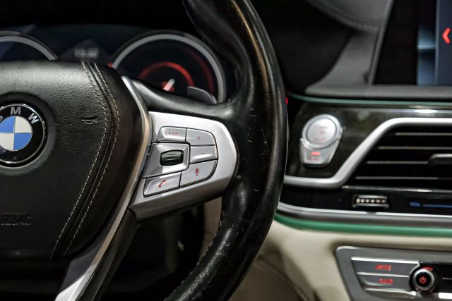 2018 Bmw 7 Series 750i Xdrive Sedan 4d - Image 16