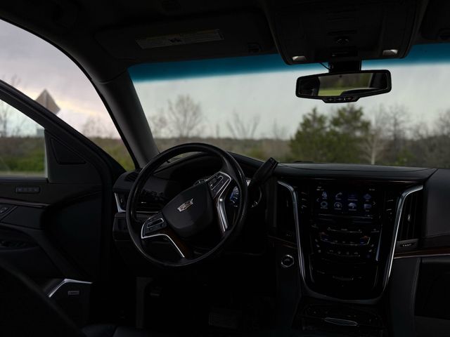 2020 Cadillac Escalade Esv - Image 27