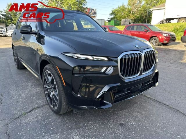 2024 Bmw X7 - Image 3
