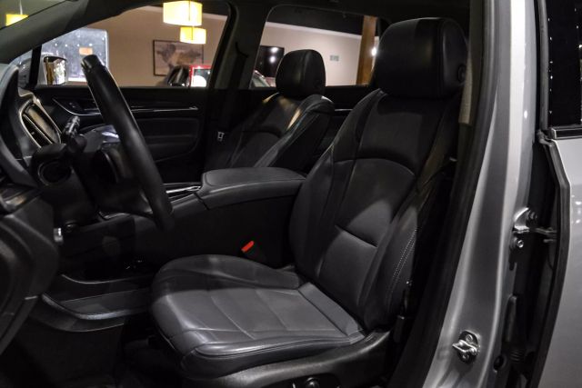 2018 Buick Enclave Premium Sport Utility 4d - Image 4