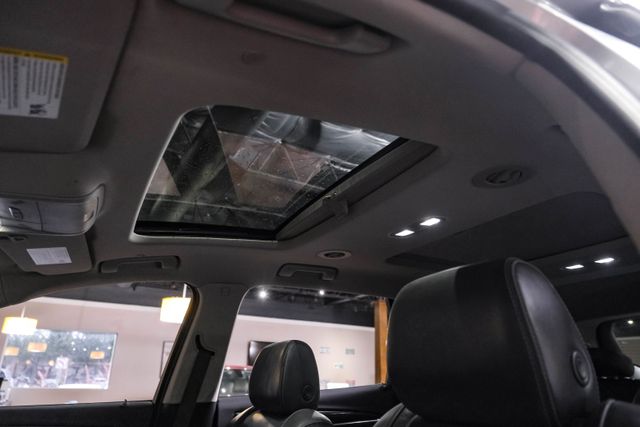 2018 Buick Enclave Premium Sport Utility 4d - Image 5