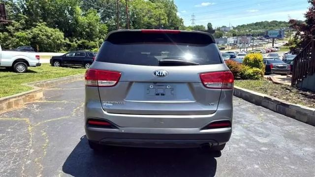 2018 Kia Sorento - Image 6
