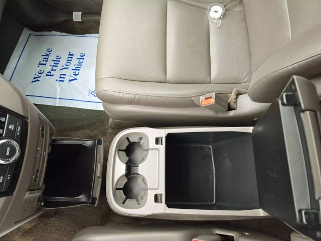 2016 Honda Odyssey - Image 24