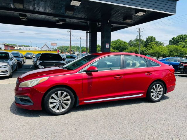 2017 Hyundai Sonata - Image 12