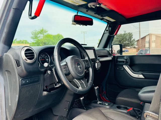 2015 Jeep Wrangler - Image 13