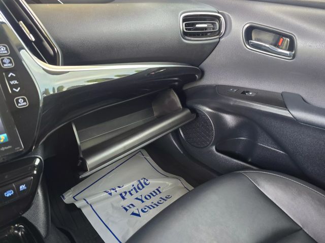2017 Toyota Prius Prime - Image 24