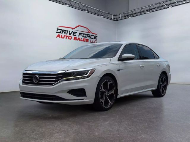 2020 Volkswagen Passat - Image 1