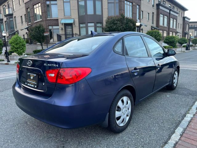 2009 Hyundai Elantra Gls Sedan 4d - Image 4