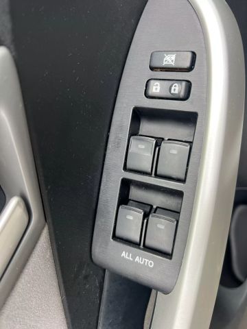 2013 Toyota Prius - Image 17