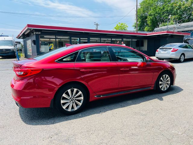 2017 Hyundai Sonata - Image 4
