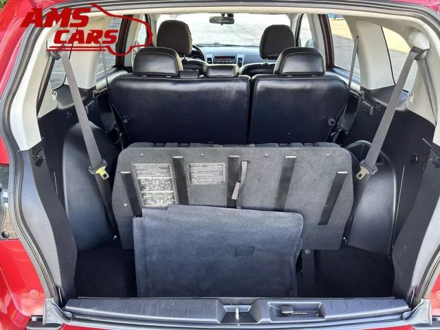 2010 Mitsubishi Outlander - Image 15