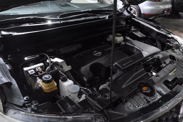 2016 Nissan Pathfinder Platinum Sport Utility 4d - Image 48