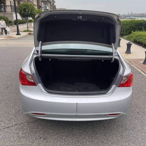 2011 Hyundai Sonata Gls Sedan 4d - Image 14