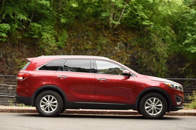 2016 Kia Sorento - Image 15