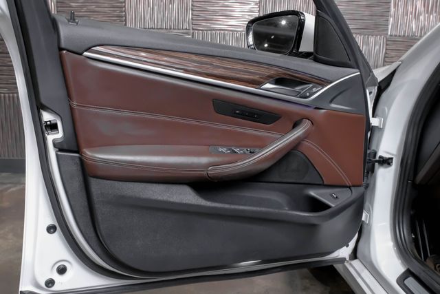 2017 Bmw 5 Series 530i Sedan 4d - Image 35