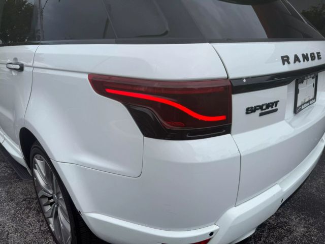 2015 Land Rover Range Rover Sport - Image 22