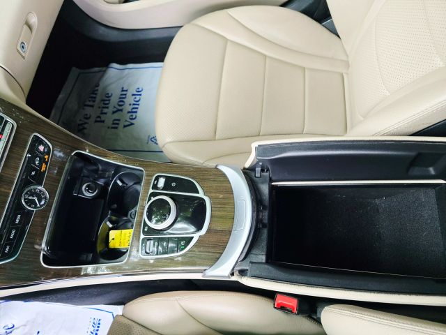 2018 Mercedes-benz C-class - Image 20
