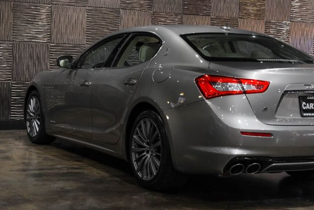 2018 Maserati Ghibli S Granlusso Sedan 4d - Image 13