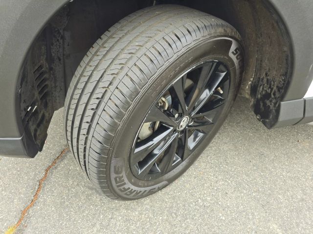 2018 Toyota Rav4 - Image 12