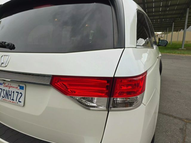 2016 Honda Odyssey - Image 41