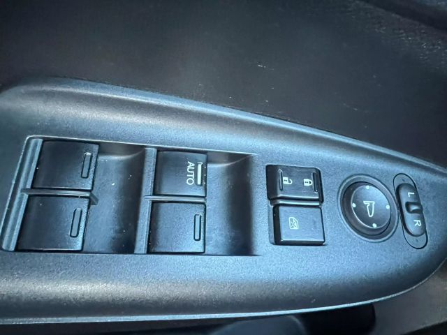 2016 Honda Fit Lx Hatchback 4d - Image 20