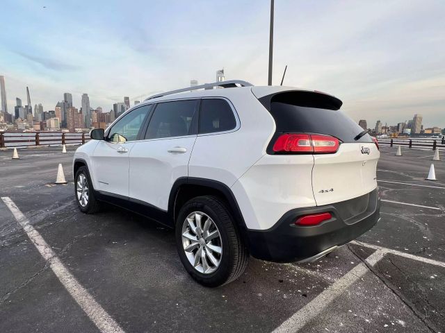 2017 Jeep Cherokee Limited Sport Utility 4d - Image 7