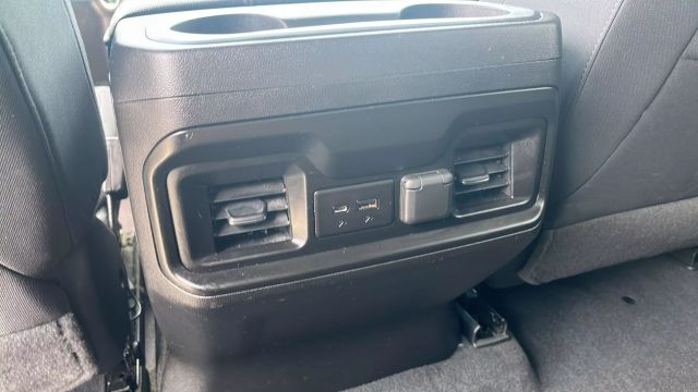 2021 Chevrolet Silverado 1500 Crew Cab - Image 28