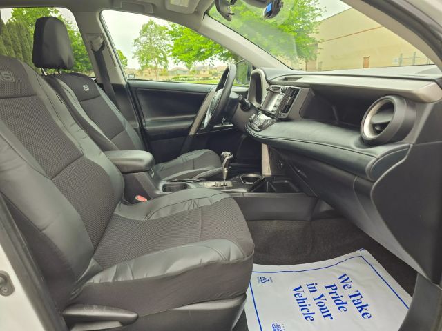 2018 Toyota Rav4 - Image 27