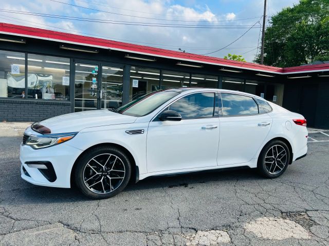2020 Kia Optima - Image 12