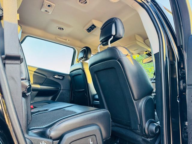 2017 Dodge Journey - Image 19