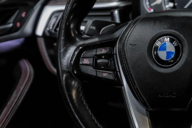 2017 Bmw 5 Series 530i Sedan 4d - Image 19