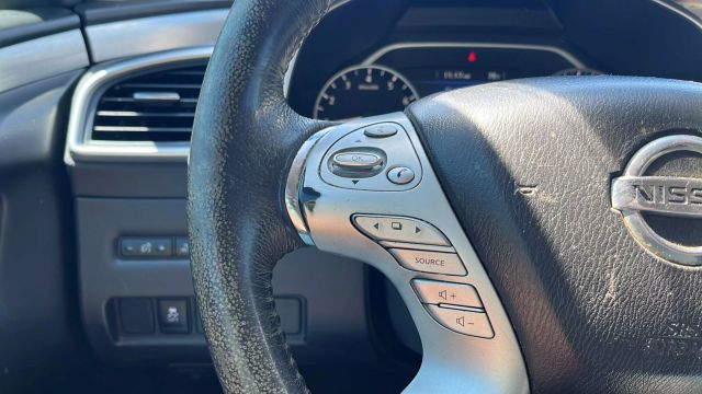 2017 Nissan Murano - Image 23
