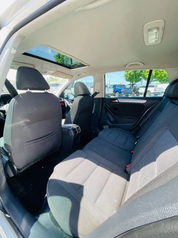 2012 Volkswagen Golf - Image 21