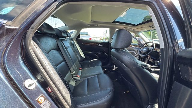 2017 Kia Cadenza - Image 20