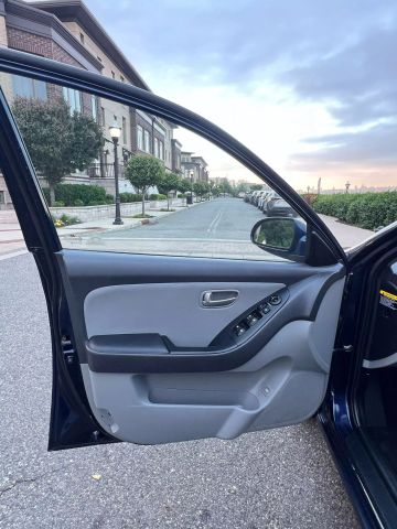2009 Hyundai Elantra Gls Sedan 4d - Image 26