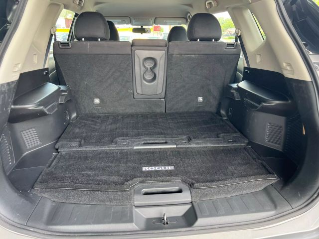 2015 Nissan Rogue - Image 26