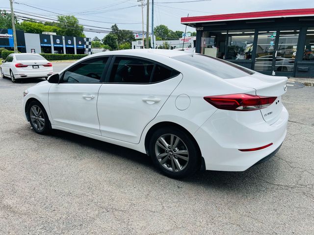 2018 Hyundai Elantra - Image 9