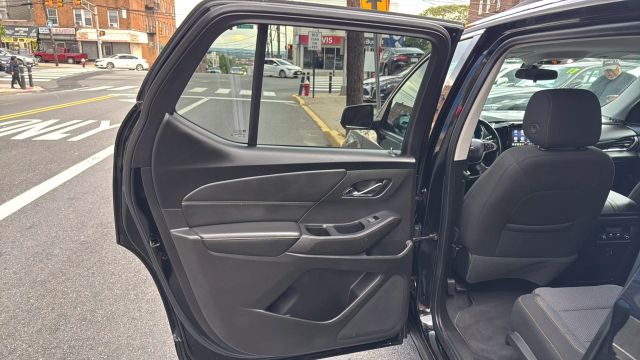 2021 CHEVROLET TRAVERSE SUV V6, 3.6 LITER LT SPORT UTILITY 4D