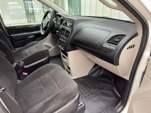 2012 Ram C/v - Image 16