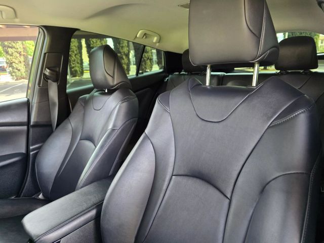 2017 Toyota Prius Prime - Image 17