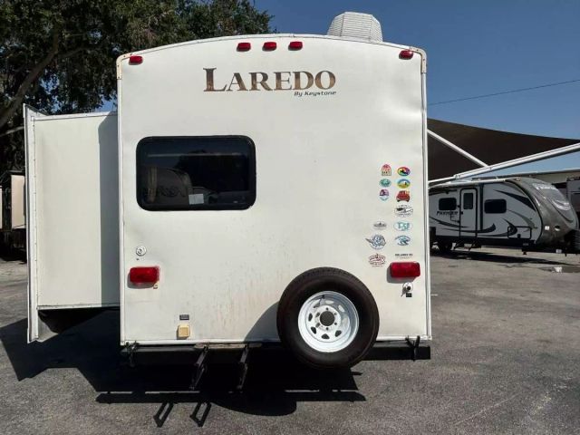 2013 Keystone Rv Laredo Super Lite - Image 18
