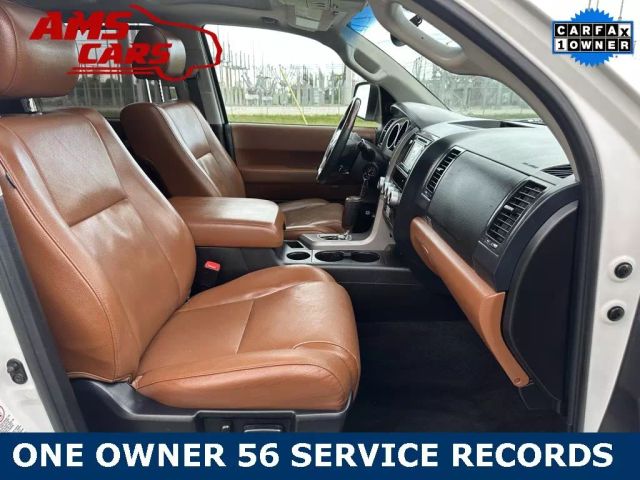 2017 Toyota Sequoia - Image 21