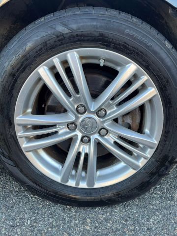 2015 Infiniti Q40 Sedan 4d - Image 35