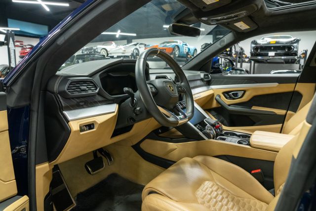 2019 Lamborghini Urus Sport Utility 4d - - Image 16