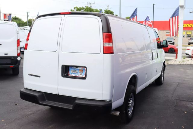 2020 Chevrolet Express 2500 Cargo - Image 17
