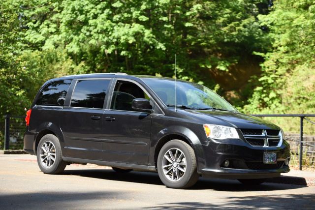 2017 Dodge Grand Caravan Passenger - Image 16