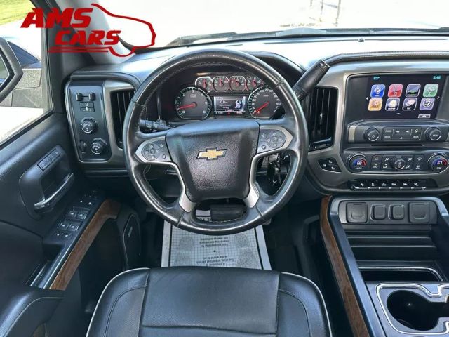 2017 Chevrolet Silverado 1500 Crew Cab - Image 7