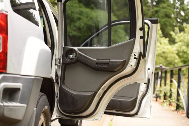 2005 Nissan Xterra - Image 16